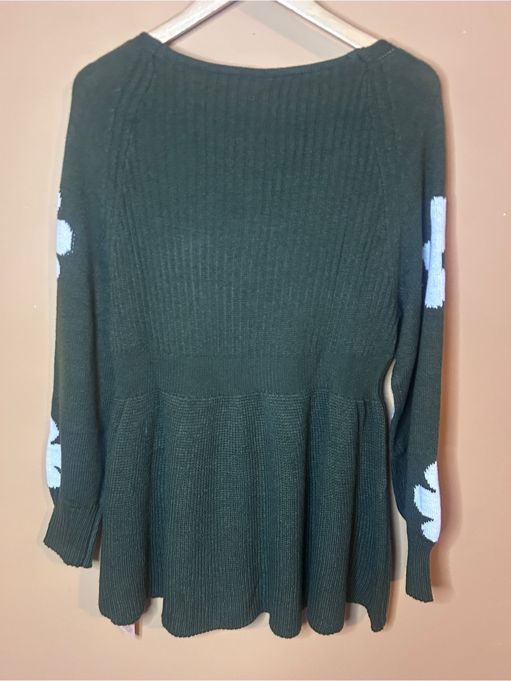 BloomChic Green Floral Sleeve Ribbed Knit Sweater Size 12 NWT Cottagecore - Picture 4 of 7